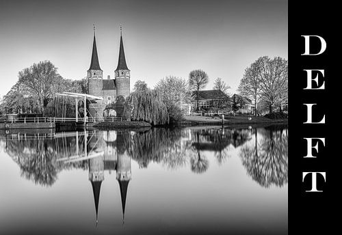 Morning quiet at the East Gate