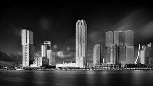 Kop van Zuid in black and white