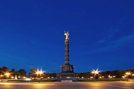 Victory Column by Frank Herrmann
