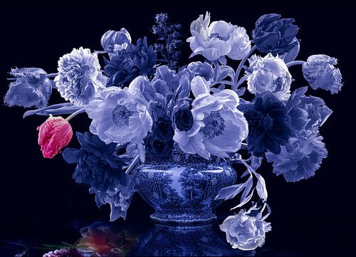 Stilleven ‘Blooming Delfts Blue and Red