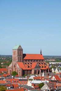 Blick auf Altstadt und  Nikolaikirche vom Turm der Georgenkirche,  Wismar, Mecklenburg-Vorpommern, D