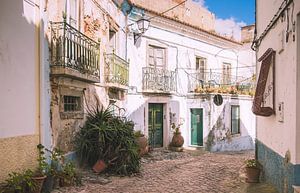 Nur eine Straße in Portugal
