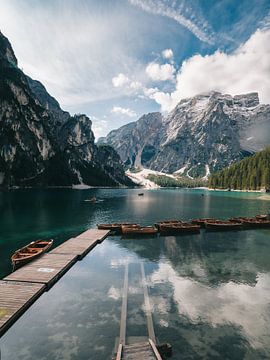 Hat crystal clear blue waters of the Pragser Wildsee / Lago di Braies in the Dolomites