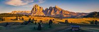 Panorama eines Sonnenuntergangs auf der Seiser Alm