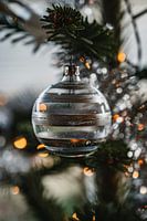 Elegantes Weihnachtsornament aus Glas