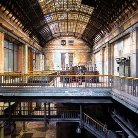 Verlassene Industrie im Verfall. von Roman Robroek – Fotos verlassener Gebäude