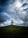 Het kleine kerkje op de heuvel par Joey Hohage Aperçu