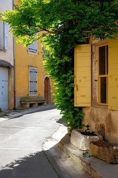 Gelbes Fenster in Lourmarin