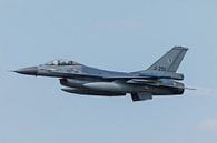 Eine F-16 von 322 Staffel mit Nachbrenner. von Arjan van de Logt Miniaturansicht