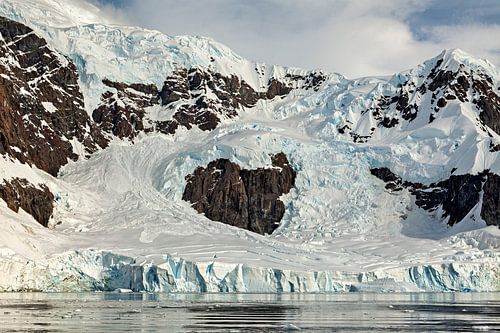 The eternal ice of the Antarctic
