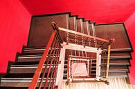 Vierkant rood trappenhuis van Dennis van de Water thumbnail