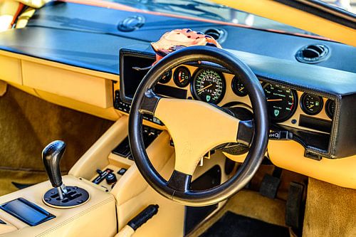 Lamborghini Countach 25 Anniversary dashboard