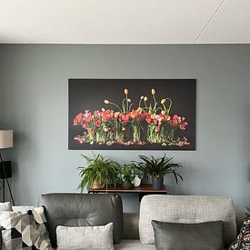 Klantfoto: Tulpen stilleven van Dirk Verwoerd, op canvas