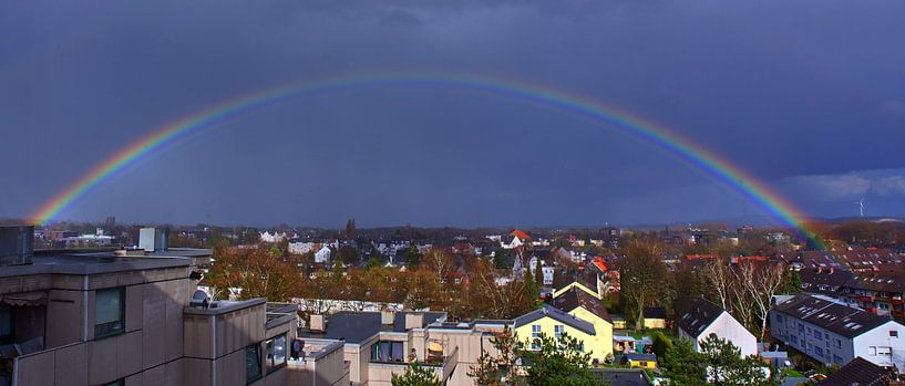 Regenboog over Gelsenkirchen-Erle van Edgar Schermaul