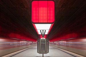 Die futuristische U-Bahn-Station HafenCity Universität in Hamburg