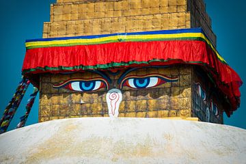 Gouden spits van de Bouddha Stoepa (Bodnath) in Kathmandu  - Nepal