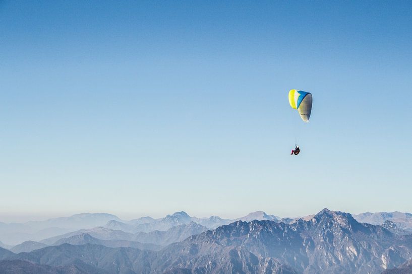 Paraglider at the Monte Baldo in Italy by norsface