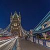 Londen in de avond - The Tower Bridge in het blauwe uurtje - 1 van Tux Photography