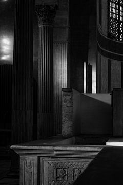 Kerkinterieur Santa Sabina Basiliek Rome Italië 2 van Martijn Jebbink Fotografie