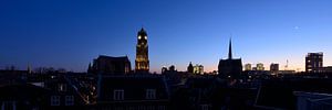 Ligne d'horizon d'Utrecht avec l'église Dom et la tour Dom sur Donker Utrecht