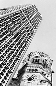 Gedächtniskirche Berlin black-and-white architecture