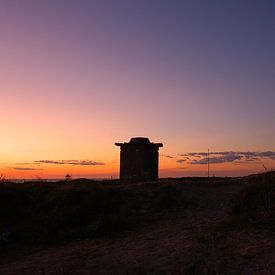 Zonsondergang bij de Vuurtoren van Blavand Denemarken van tiny brok