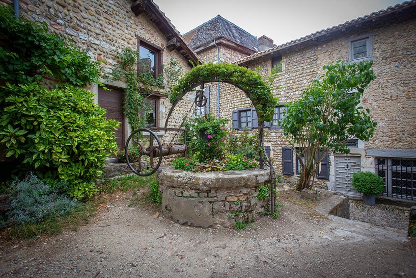 perouges france by Gert Slagmolen