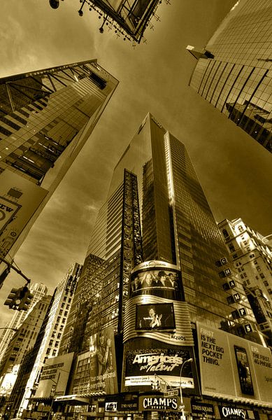 Goldener Timesquare von Denis Feiner