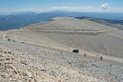 Ascent by cyclists of Mont Ventoux. by Gert van Santen