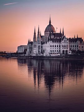 Budapest Parliament von Iman Azizi