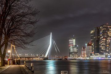 Skyline from Veerhavenkade by Thea Luthart