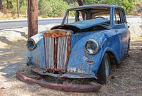 Abandoned old car