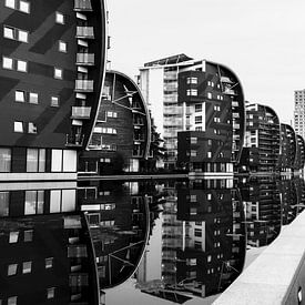 Spiegeling  Zwart - Wit van Ingrid Kerkhoven Fotografie