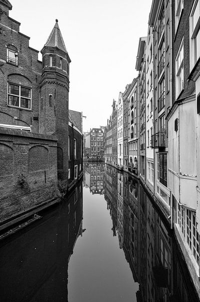 Foggy Amsterdam by Peter Bartelings