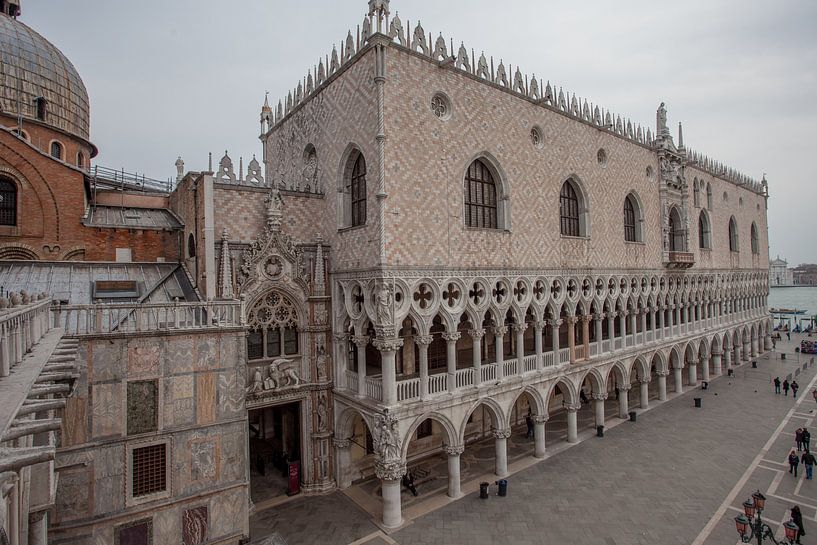 Dogen paleis in Venetie, Italie van Joost Adriaanse