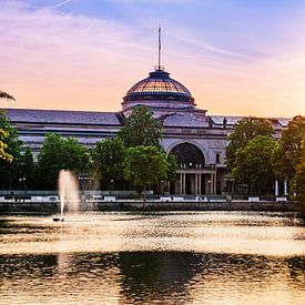 Kurhaus in de zon ster van Jens Sessler