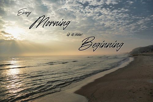 New Beginning  – Strand in der Morgendämmerung