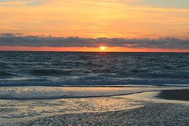 Sunset at high tide near Rantum on Sylt by Martin Flechsig