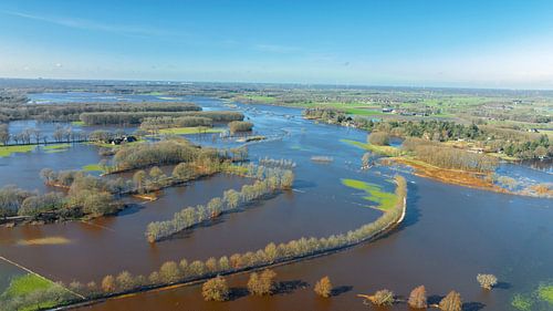Hoogwater in de Vecht bij stuw Vilsteren
