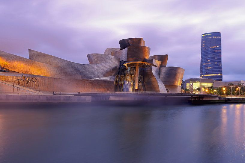 Guggenheim Museum Bilbao by Patrick Lohmüller
