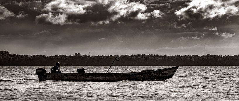 Bootsmann Commewijne Suriname von Michel Groen