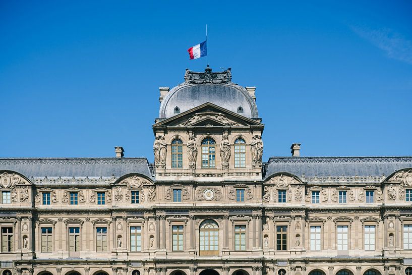 Paris Louvre Museum by Luis Emilio Villegas Amador