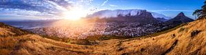 Kapstadt Tafelberg bei Sonnenaufgang von Ferdy Korpershoek