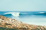 Grote golfbrekers aan de westkust van Portugal van Shanti Hesse thumbnail