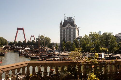 Oude Haven en Witte Huis Rotterdam vanaf kubuswoningen