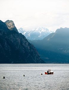 Alone at the sea