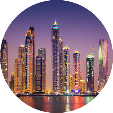 Dubai Marina skyline van Albert Dros