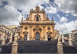 Der Dom „Duomo di San Pietro Apostolo“ in Modica zeigt die Schönheit Siziliens von PhotoCluster