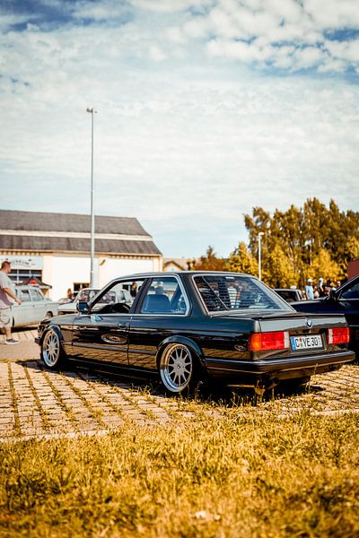 BMW E30 Airride by Bastian Spitzner
