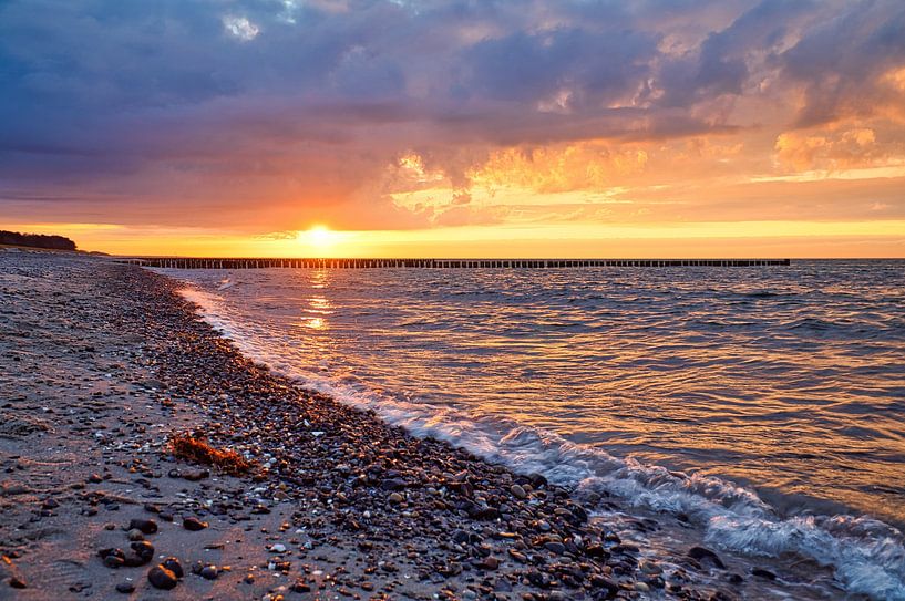 Sunset on the beach of Zingst, romantic by Martin Köbsch